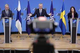 الناتو يقرر دعوة السويد وفنلندا للإنضمام إلى الحلف