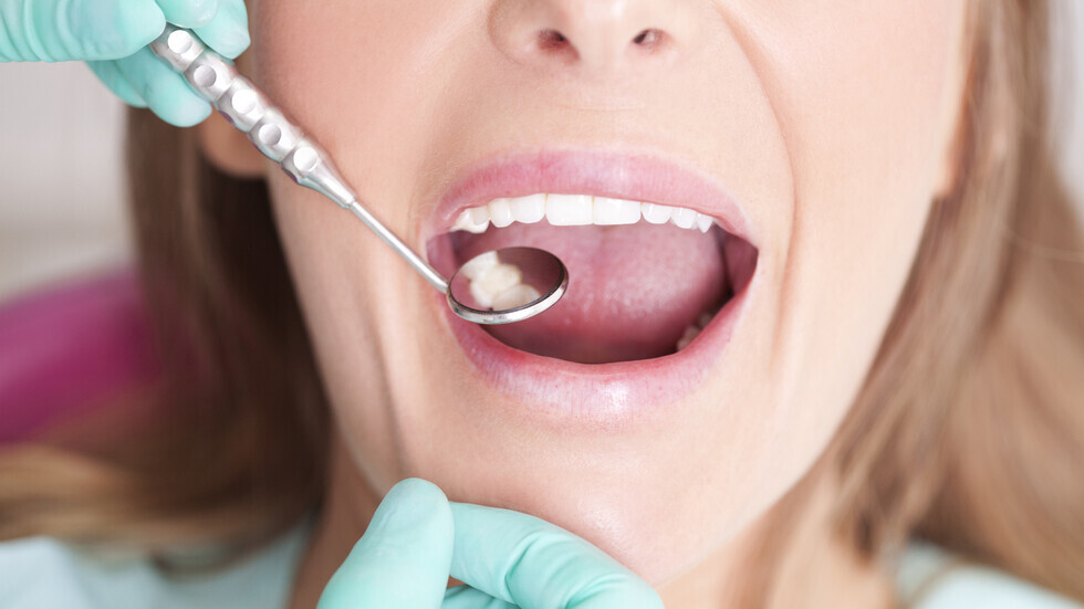 علامات في فمك قد تشير إلى وجود 4 حالات صحية “قاتلة”