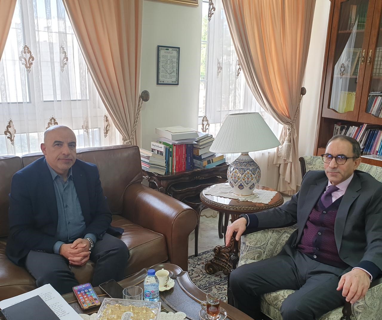 بصبوص والسفير الجزائري يؤكدان أهمية الوصاية الهاشمية على المقدسات