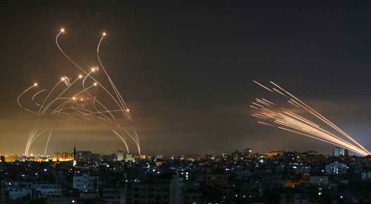 إعلام الاحتلال: القبة الحديدية تعترض صاروخًا من غزة