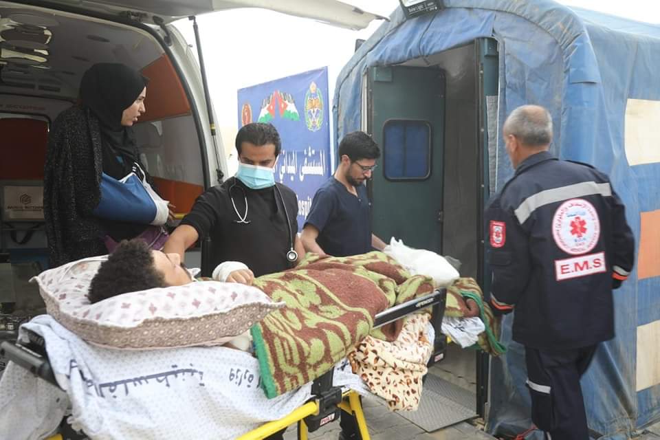 جهود طواقم مستشفى الميداني الأردني بخانيونس