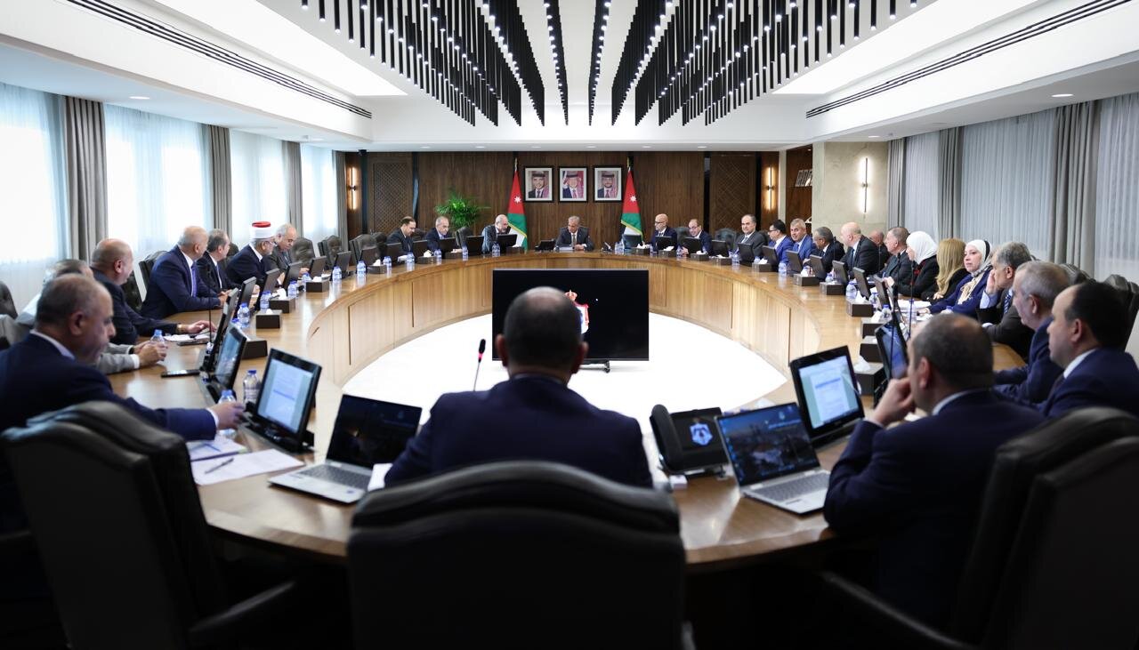 الحكومة توافق على الملاحق الفنية لمشروع ناقل العقبة وتنفيذ مشروع تخزين الطاقة بالبطاريات