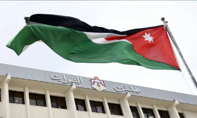 لجنة الاقتصاد النيابية : عيد الاستقلال يشكل محطة مضيئة في تاريخ الأردن
