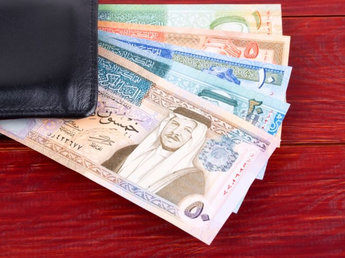 زيادة الحد الأدنى لأجور العاملين في مؤسسة المتقاعدين العسكريين