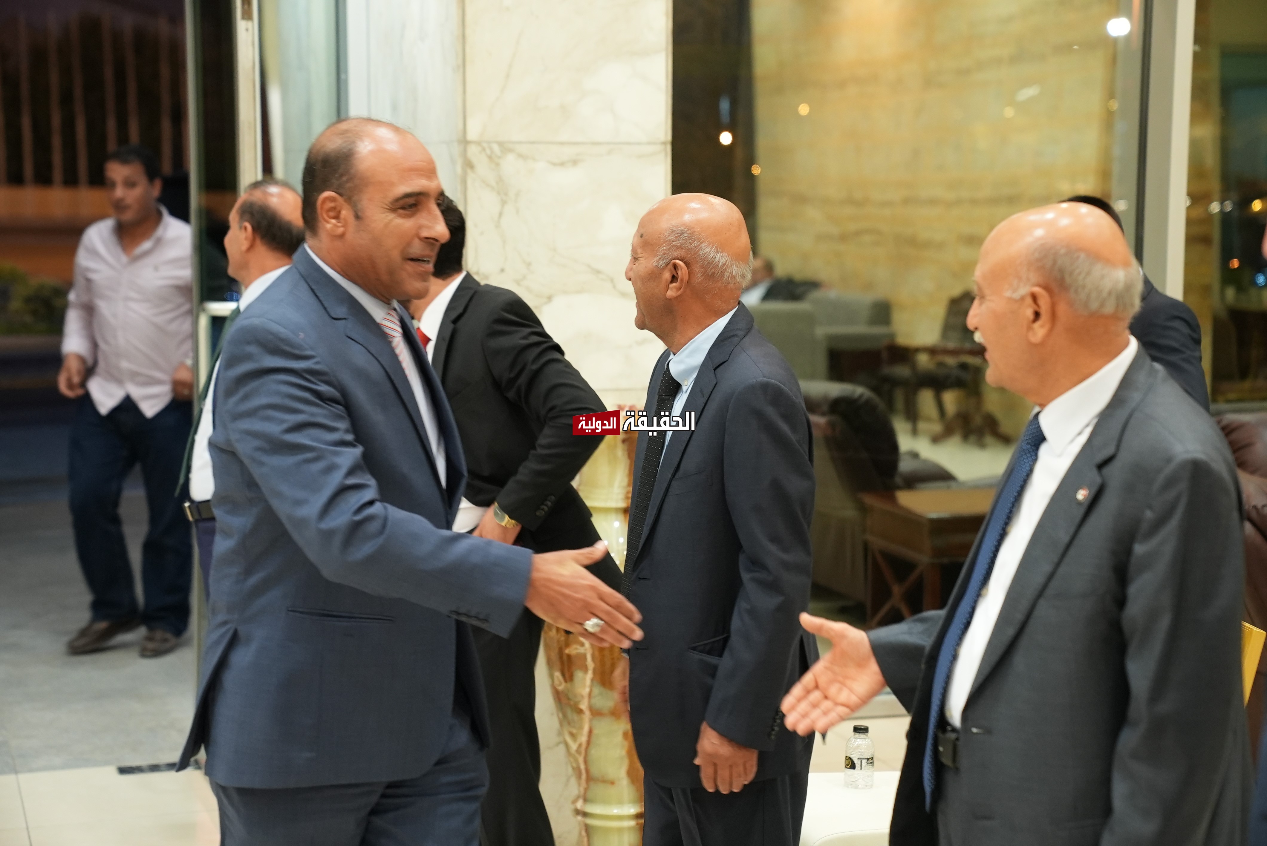 حضور لافت لشخصيات وطنية وعشائرية في حفل زفاف آل زريقات وآل العدوان (صور)