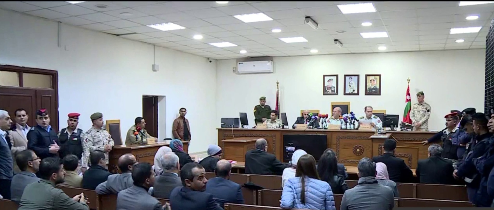 المتسلل الصهيوني يعترف بالتهم الموجهة إليه أمام أمن الدولة.. مصور 