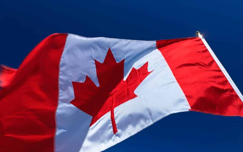 كندا : تحذير من موجة كورونا رابعة