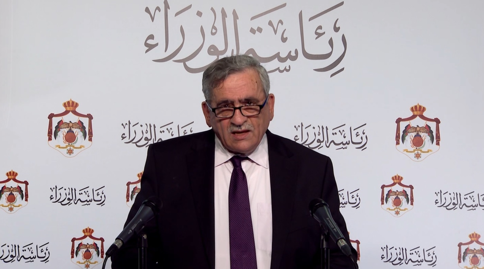 عبيدات: لجنة الأوبئة اقرت الحجر المنزلي لفئات محددة