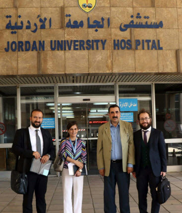 وفد من منظمة الصحة العالمية يزور مُستشفى الجامعة الأردنية