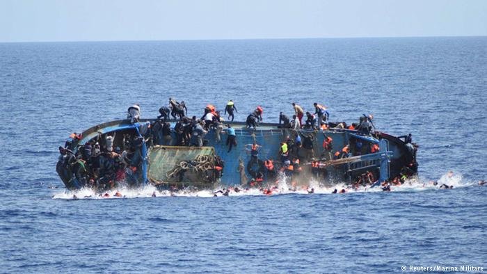 العراق يستقبل 3 جثامين بعد غرق قارب باليونان