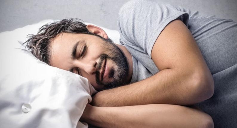 هل هناك وضعية "صحيحة" للنوم؟