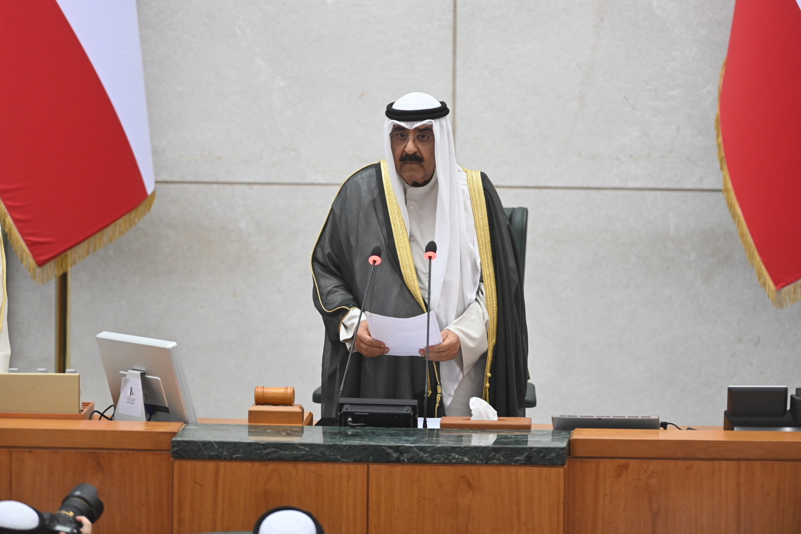 ولي عهد الكويت يدعو المجتمع الدولي لإنجاح مسيرة السلام بالشرق الأوسط