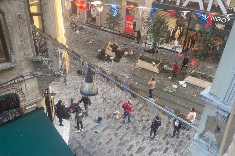 انفجار في منطقة تقسيم وسط إسطنبول يوقع 6 قتلى وعشرات الجرحى