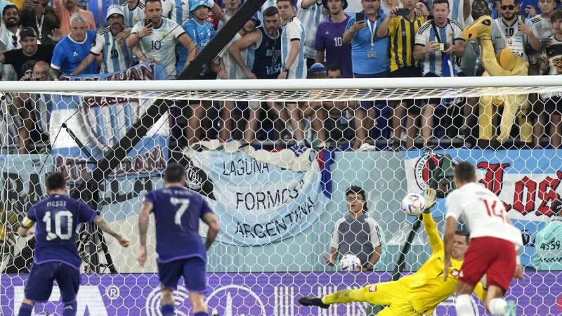 مونديال 2022.. الأرجنتين تهزم بولندا وتصعد لثمن النهائي