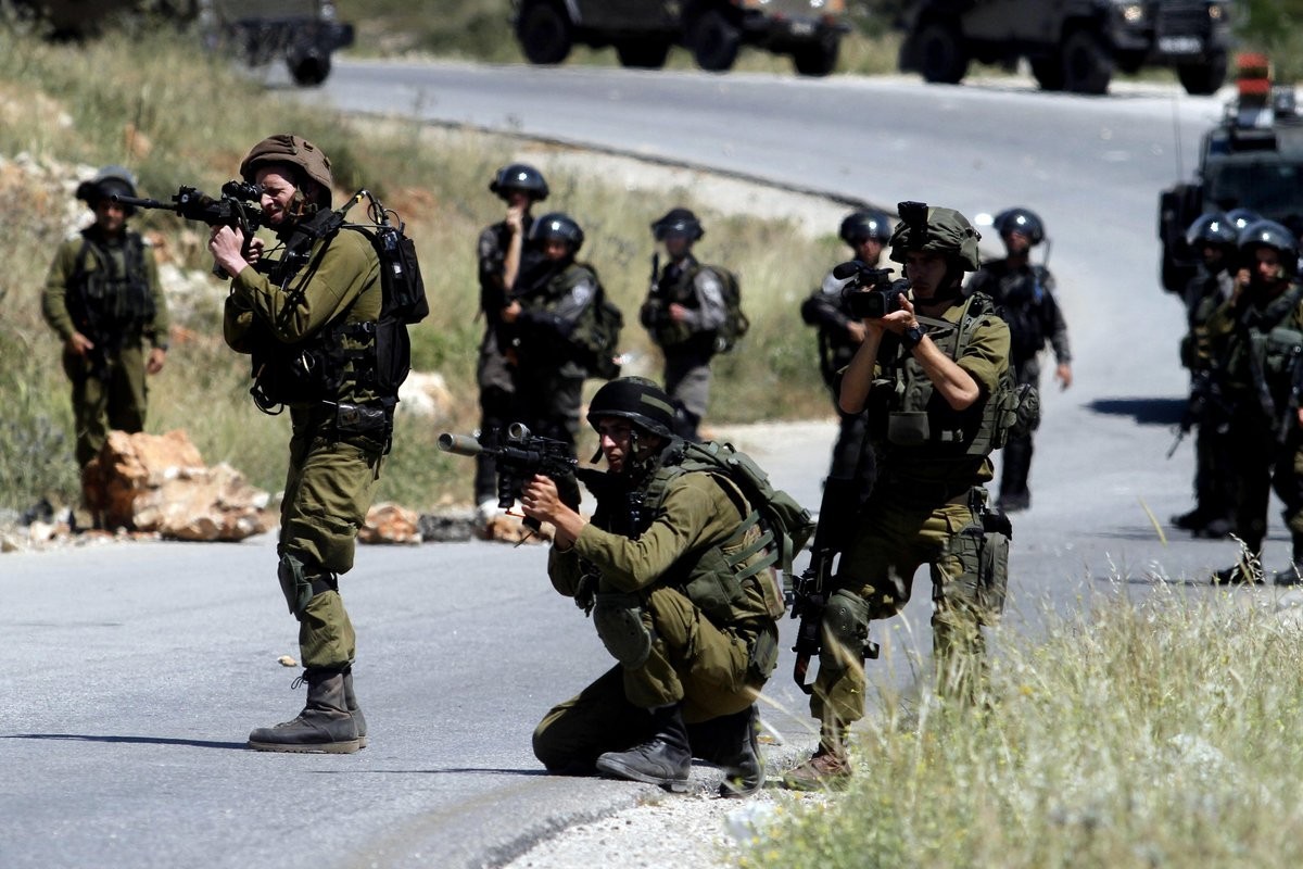 الاحتلال الصهيوني يعتزم تعزيز قواته في الضفة والقدس