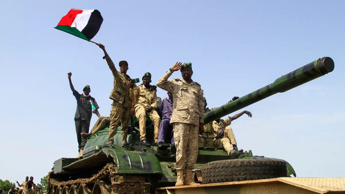 الجيش السوداني: سنحسم الفوضى وسنقاتل حتى آخر مرتزق