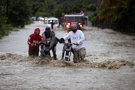 مصرع 33 شخصا جراء فيضانات في أفغانستان