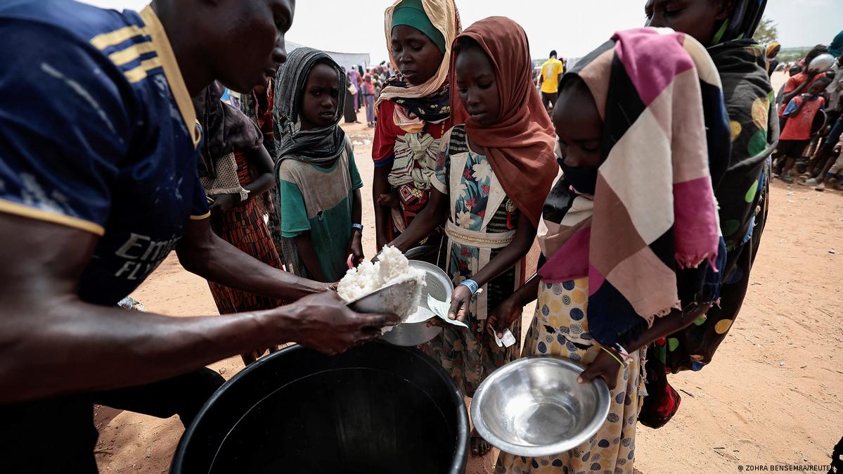 "أكبر أزمة غذائية على الإطلاق".. تحذير أممي من الجوع بالسودان
