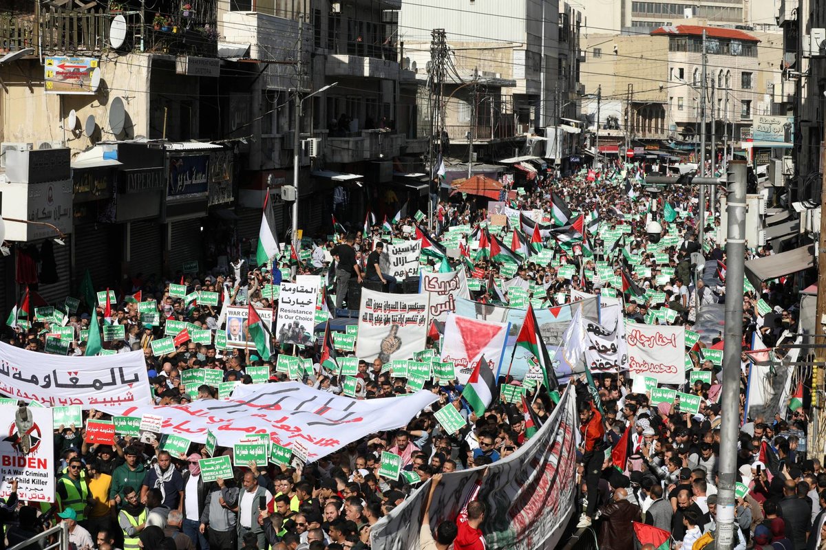 مسيرات حاشدة في محافظات الأردن دعما للمقاومة وتضامنا مع غزة