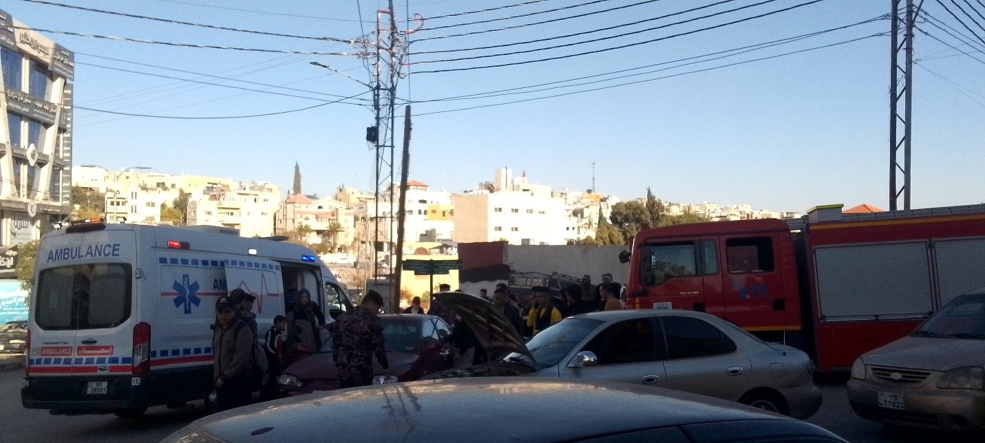 مادبا .. إصابات بسيطة بحادث تصادم بين عدة مركبات على مثلث إبن كثير