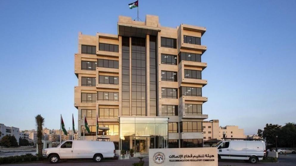"قطاع الاتصالات": لا قرار نهائي بشأن إدخال وتوثيق الأجهزة المحمولة