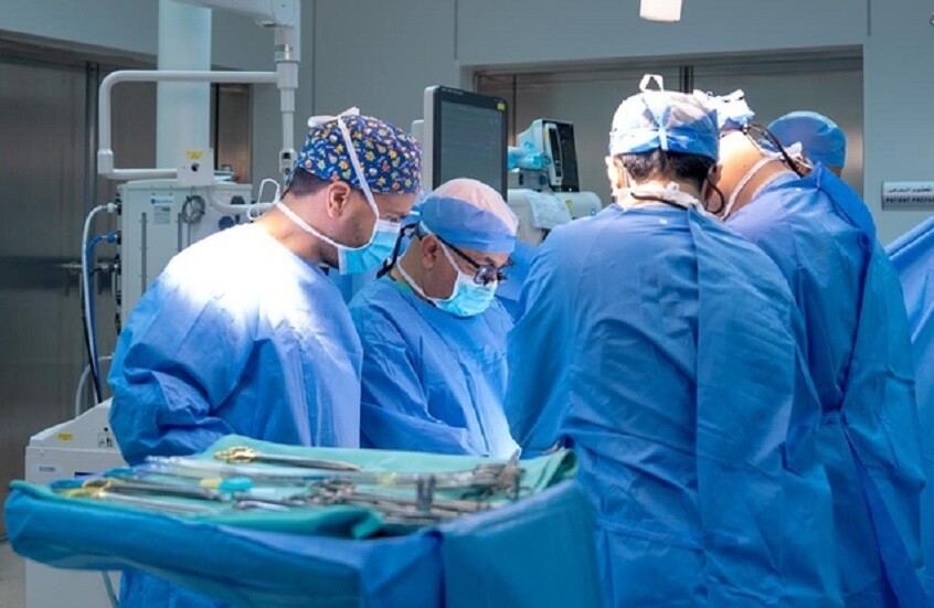 بأيدي كفاءات وطنية.. سلطنة عُمان تنجح بإجراء أول عملية زراعة قلب من شخص متوفى دماغيا لمريض آخر