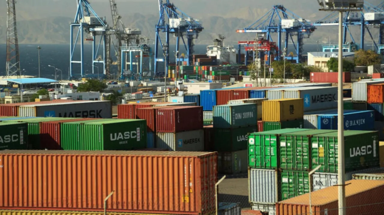 الصادرات التجارية لمدينة الزرقاء تقترب من 35 مليون دينار خلال نيسان