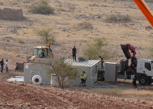 قوات الاحتلال تهدم منشآت الفلسطينيين في خربة الدير بالأغوار الشمالية
