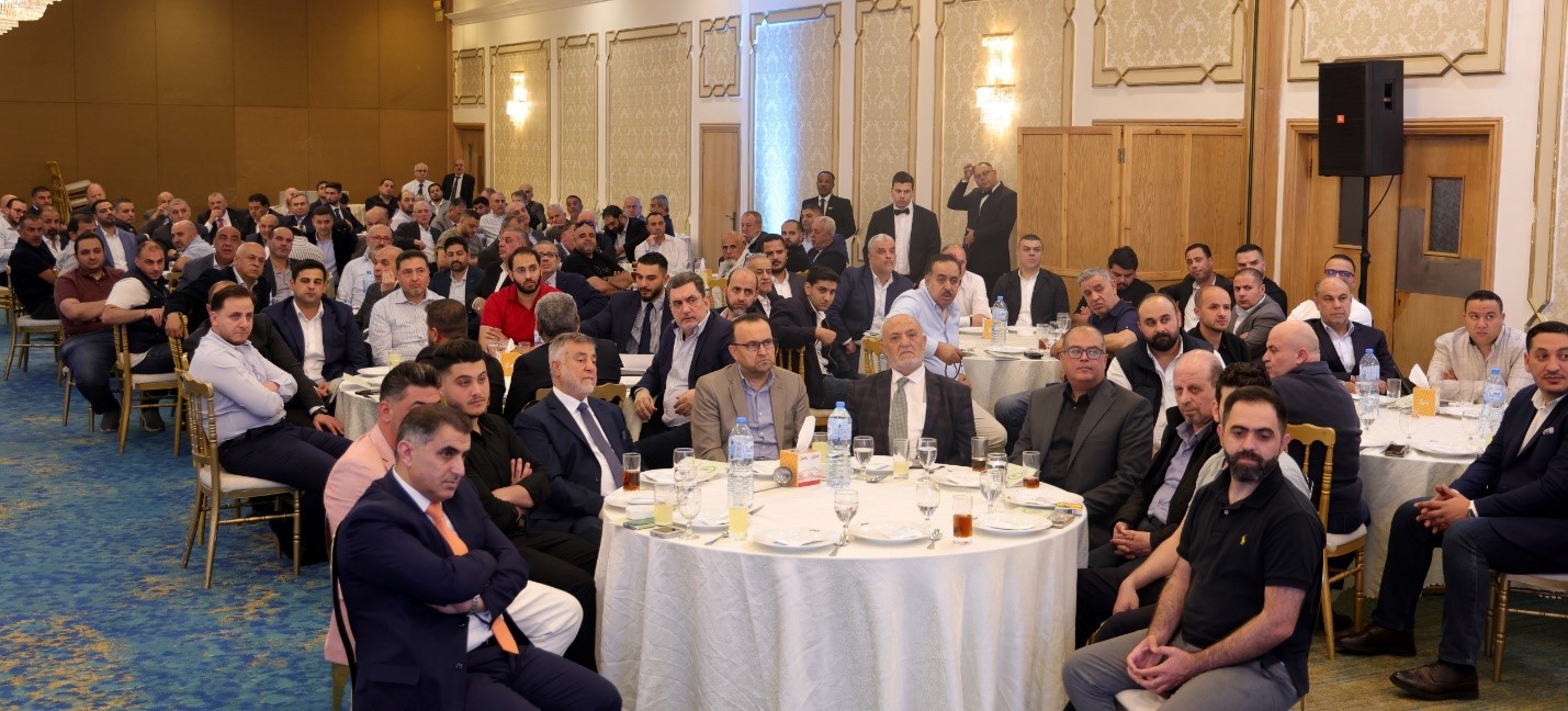 وزير الصناعة والتجارة يؤكد الدور الحيوي لتجار المواد الغذائية في تعزيز الأمن الغذائي الوطني