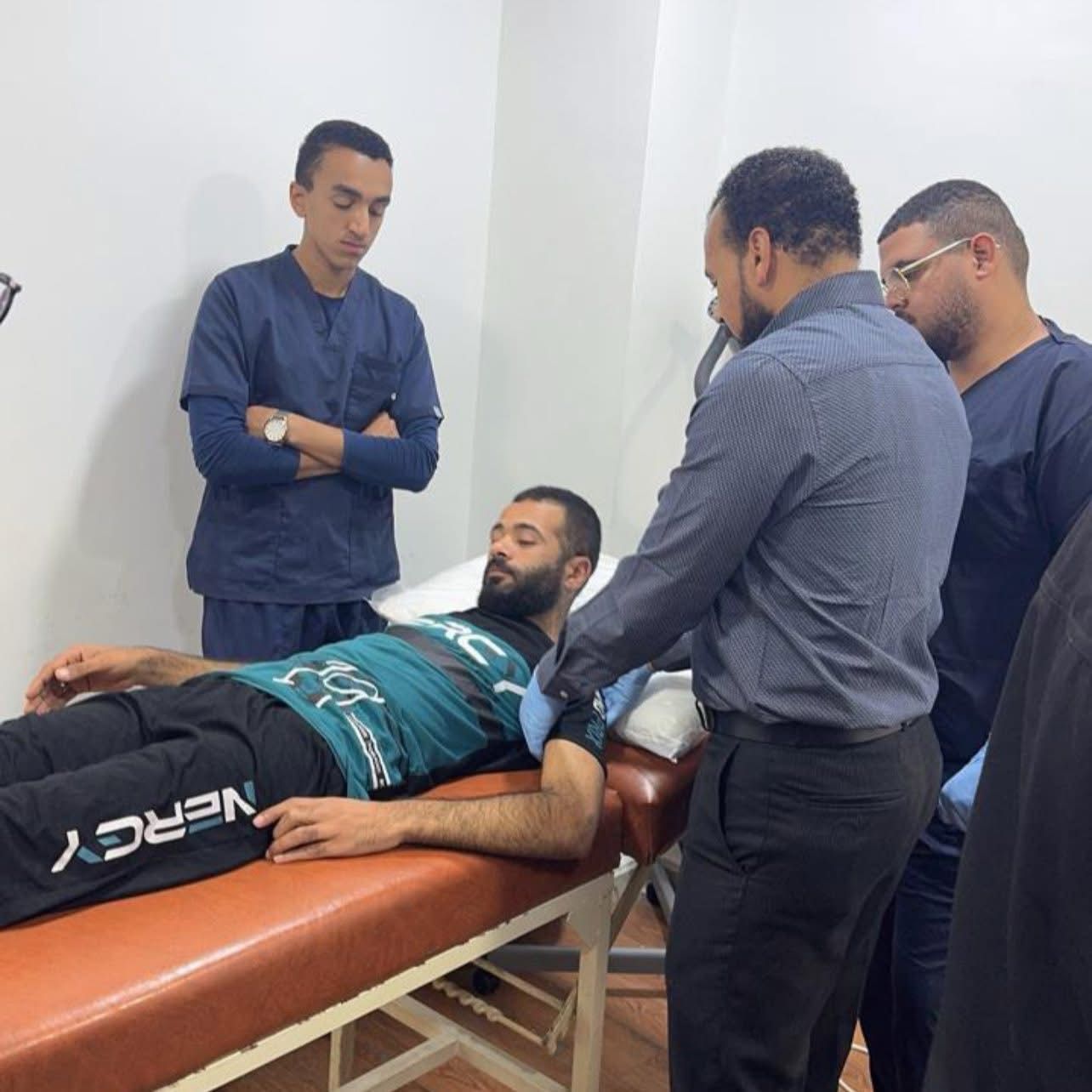 كلية العلوم الطبية التطبيقية في جامعة جرش تنظم يومًا طبيًا في مخيم البقعة