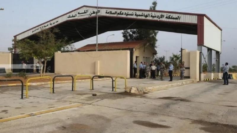 وزير الداخلية يقرر السماح للأردنيين بالسفر إلى سوريا برا دون موافقة مسبقة