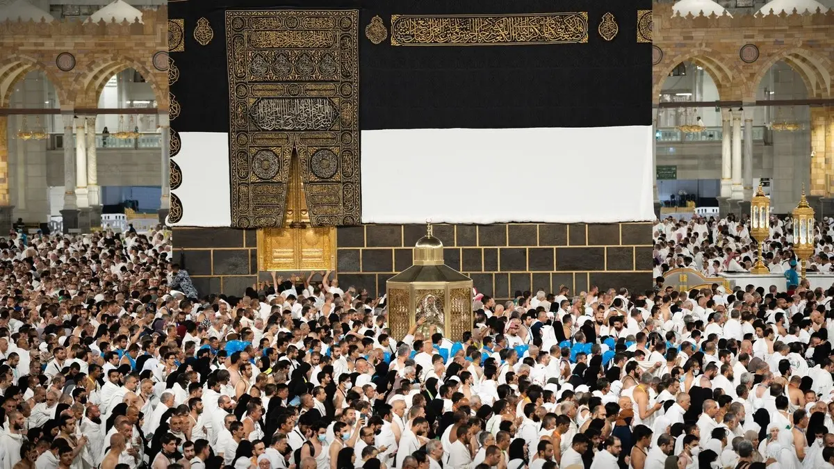 تحذير سعودي: غرامة 100 ألف ريال على من يأوي الزوار في المشاعر المقدسة