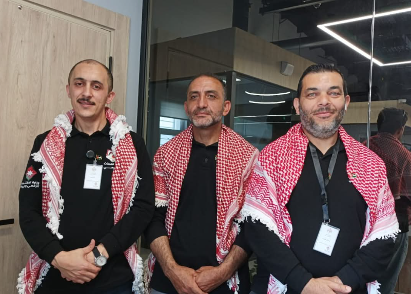 مركز الخدمات الحكومي في جرش يحتفل بعيد الاستقلال الـ79 للمملكة