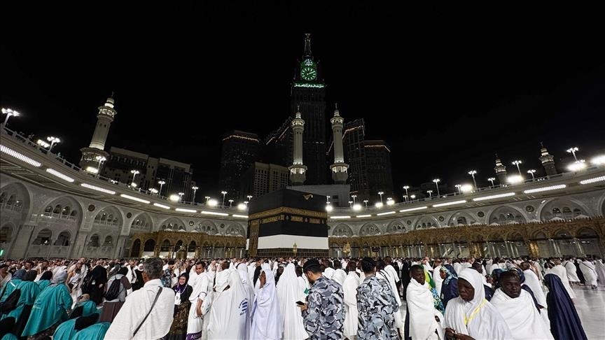 السعودية: لن نسمح بأي مخالفات تؤثر على الحجاج