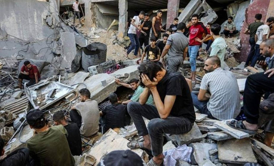 15 شهيدا في مجزرتين بحق عائلتين ارتكبهما الاحتلال شمال ووسط غزة
