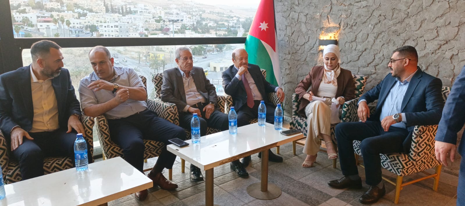 جلسة حوارية فكرية في جرش "التحديث السياسي ودور الشباب في النهوض بالوطن"