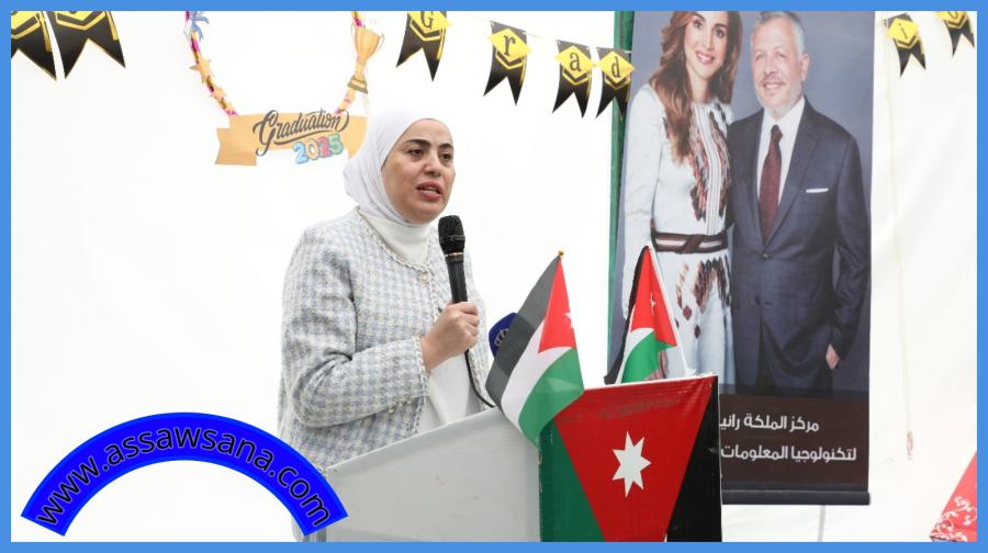 وزيرة التنمية الاجتماعية تُخرج سيدات من المجتمع المحلي في الموقر