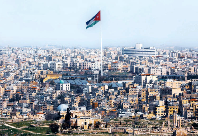 طقس دافئ في أغلب المناطق اليوم ومعتدل الحرارة حتى الثلاثاء
