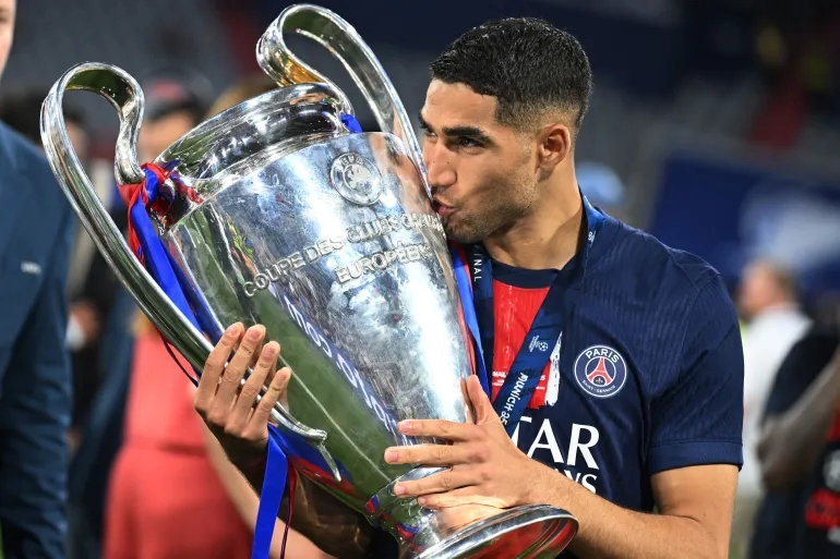 حكيمي يعلق على تتويج سان جيرمان بلقب دوري الأبطال بعبارة موجزة