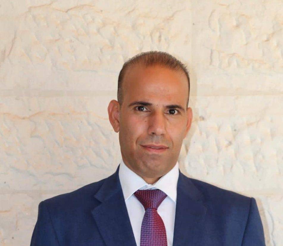 العبادي ينسحب من حريات نقابة الصحفيين