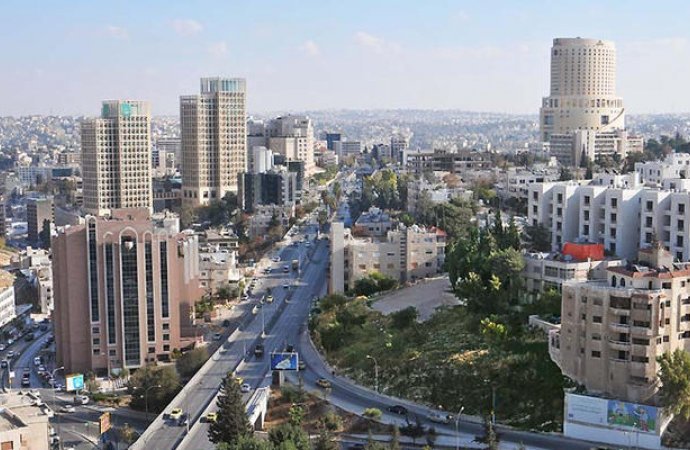 أجواء حارة نسبيا في أغلب المناطق اليوم وغدا