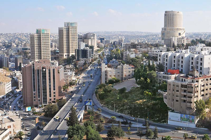 طقس صيفي  اليوم وحار الاربعاء والخميس