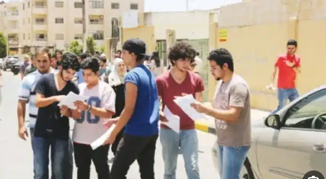طلبة التوجيهي عن "الرياضيات" : صعب