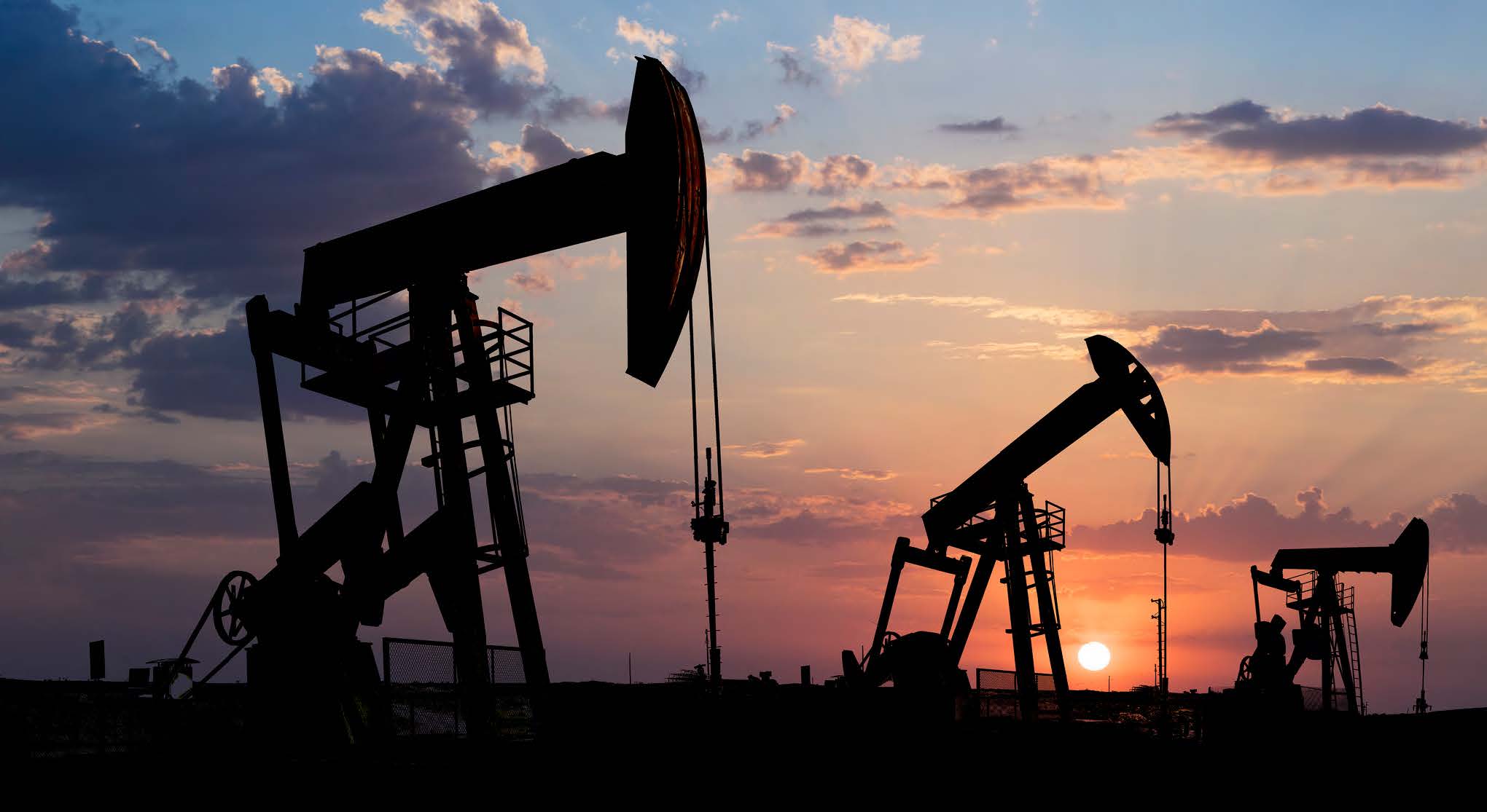 ارتفاع الفاتورة النفطية إلى 952 مليون دينار خلال الثلث الأول