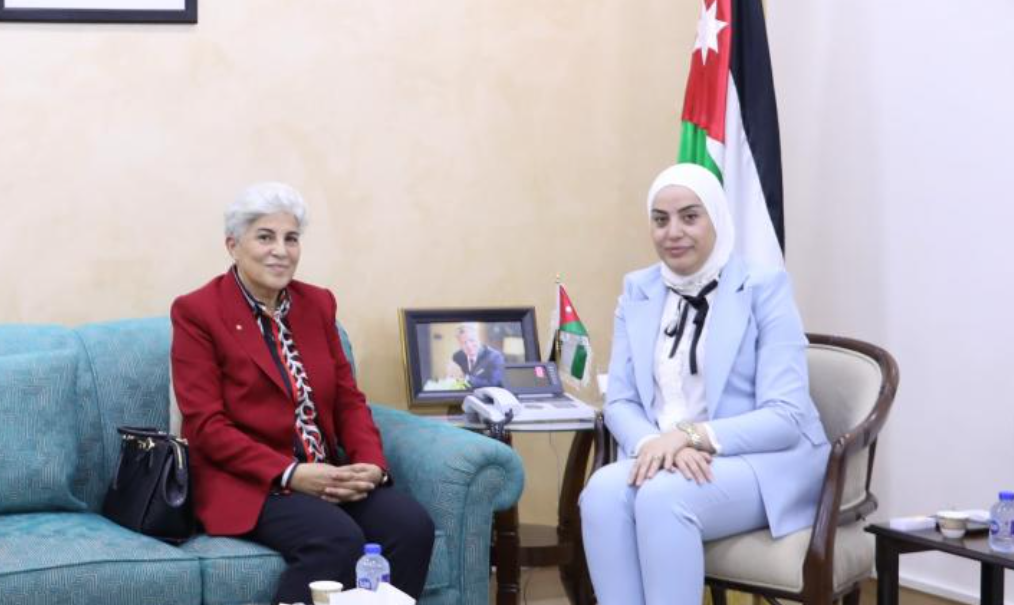 وزيرة التنمية الاجتماعية تبحث آفاق التعاون مع السفيرة التونسية في المملكة