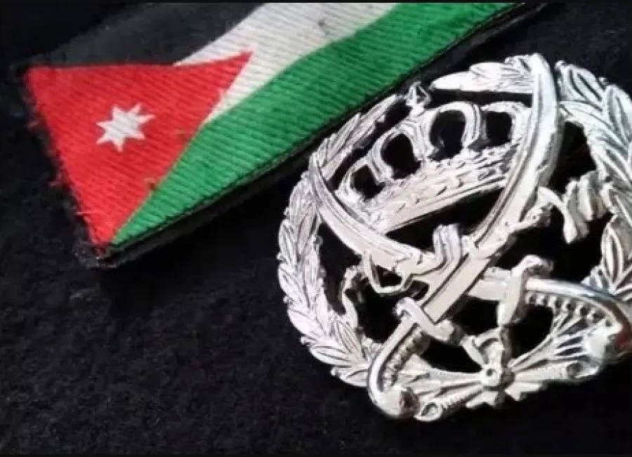 موقف بطولي لرجل أمن يحول دون انتحار شخص في إربد