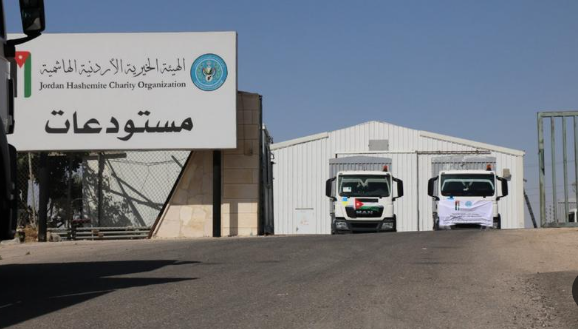 الهيئة الخيرية تسير قافلة مساعدات إنسانية جديدة إلى غزة