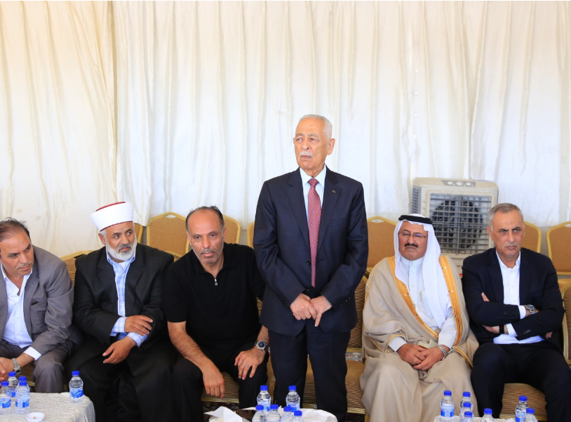 مندوبا عن الملك وولي العهد... العيسوي يعزي قبيلة بني صخر وآل قمحية