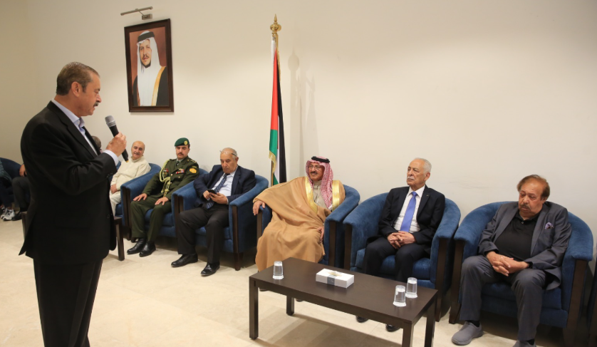 مندوبا عن الملك وولي العهد ... العيسوي يعزي الحمود والشمايلة