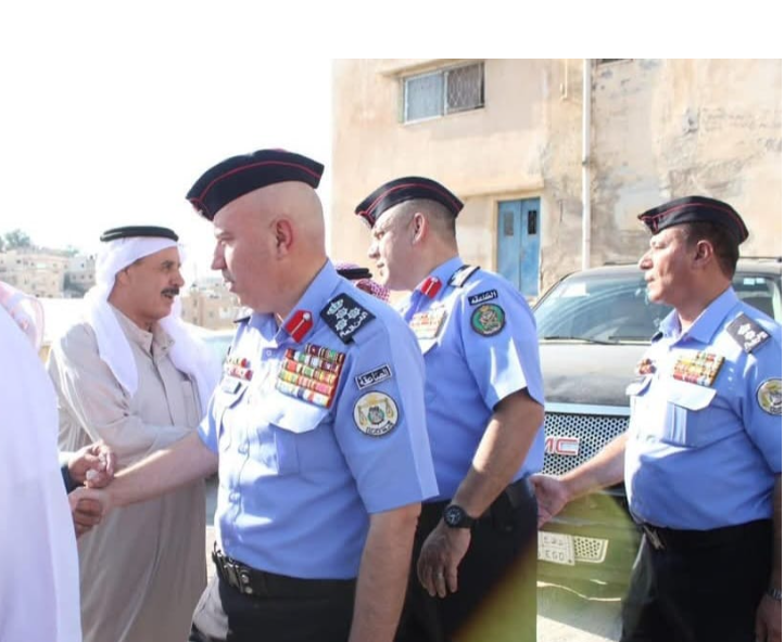 مدير شرطة الكرك يشارك تشييع جثمان الرقيب الخلايله